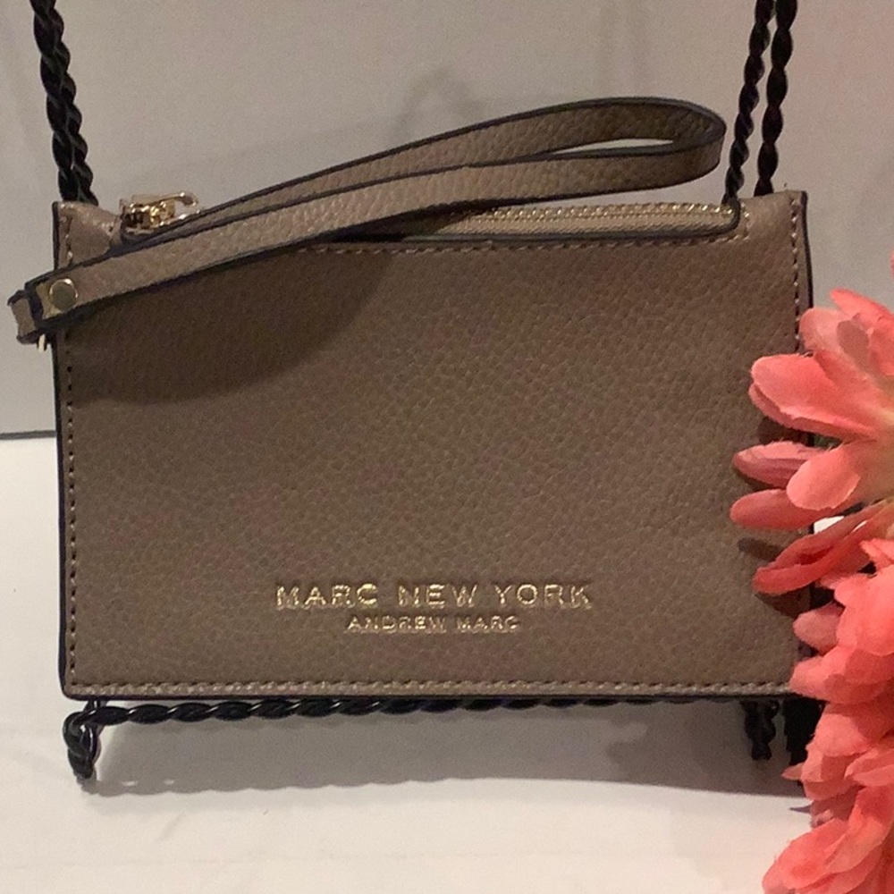 MARC NEW YORK BY ANDREW MARC wristlet NWOT